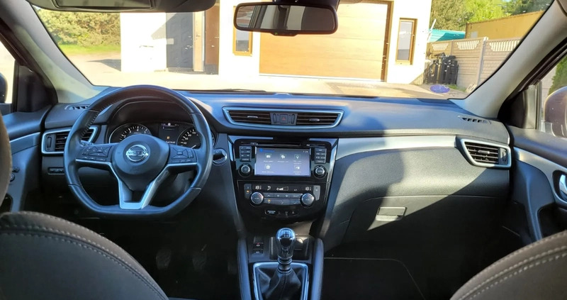 Nissan Qashqai cena 69999 przebieg: 47000, rok produkcji 2018 z Kielce małe 56